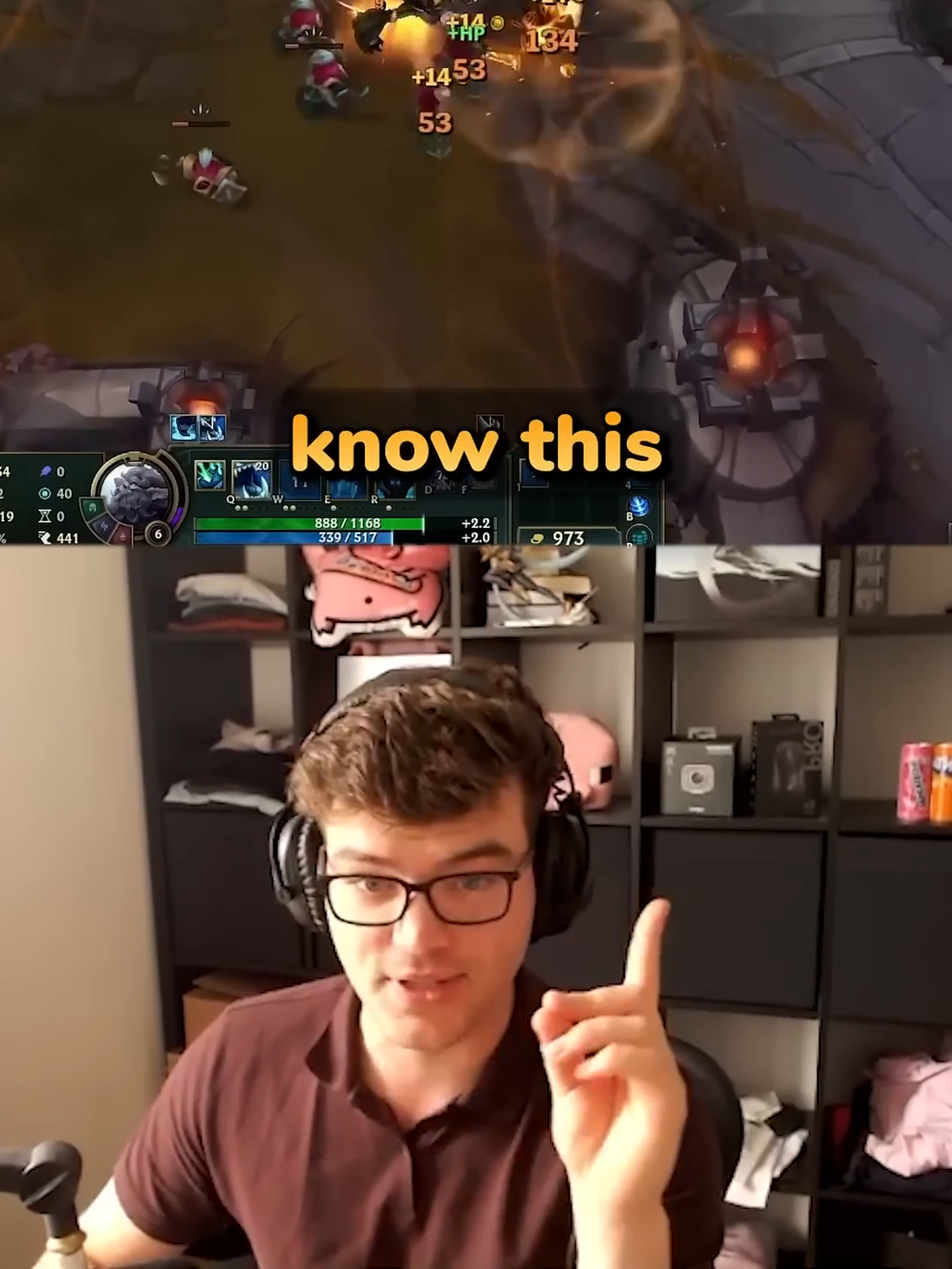 WHY I DIDN'T KNOW ABOUT THIS 👀😯#leagueoflegends #twitch #gaming #twitchtv #alois #aloisnl #twitchstreamer #twitchclips #riotgames #fundamentals #contentcreator #education #fyp #streamer #reaction #professional #mundo #push #cosplay #cosplayer #fanta #mentos