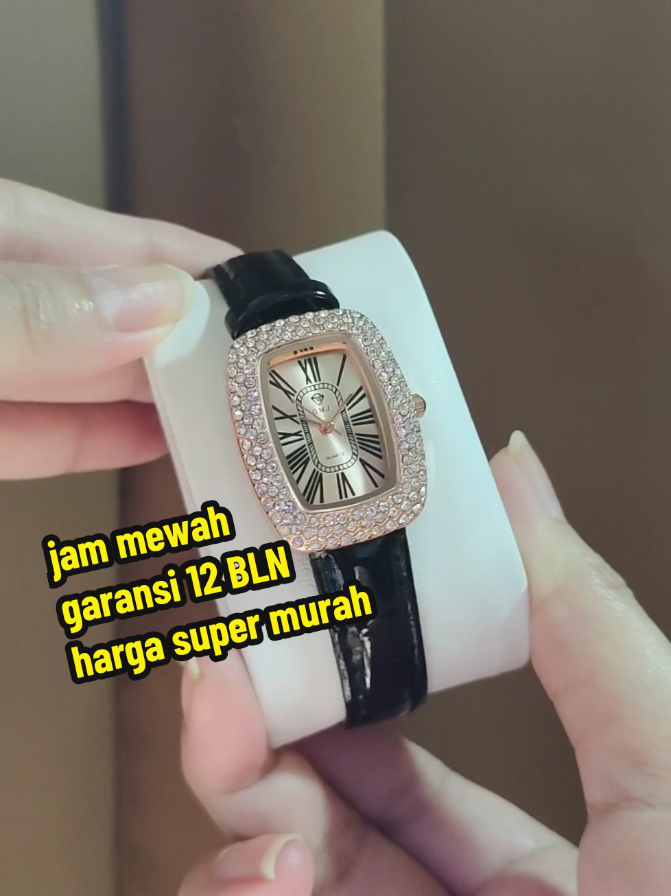 jam tangan wanita mewah banget  tapi harga affordable banget . dari brand OMJ original ada garansi 12 bulan. tahan air hingga kedalaman 30 m. mesinnya made in Japan dan udah dilapisi anti karat jadi bakal awet banget ga bakal berubah warna .  #jamtangancewek #jamtanganwanita #jamtanganomj #jamwanita #lewatberanda #masukfyp #cuantanpabatas #promoguncang66 #promoguncang77 
