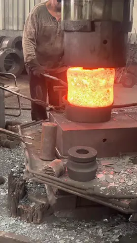 Make in China How to Forge a Chisel: Blacksmithing Basics  #process #machine #forging #producer