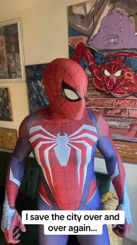 I don’t get it 😂😩🕷️#nocapescos #spiderman #marvel #spidey #peterparker #spidermancosplay 