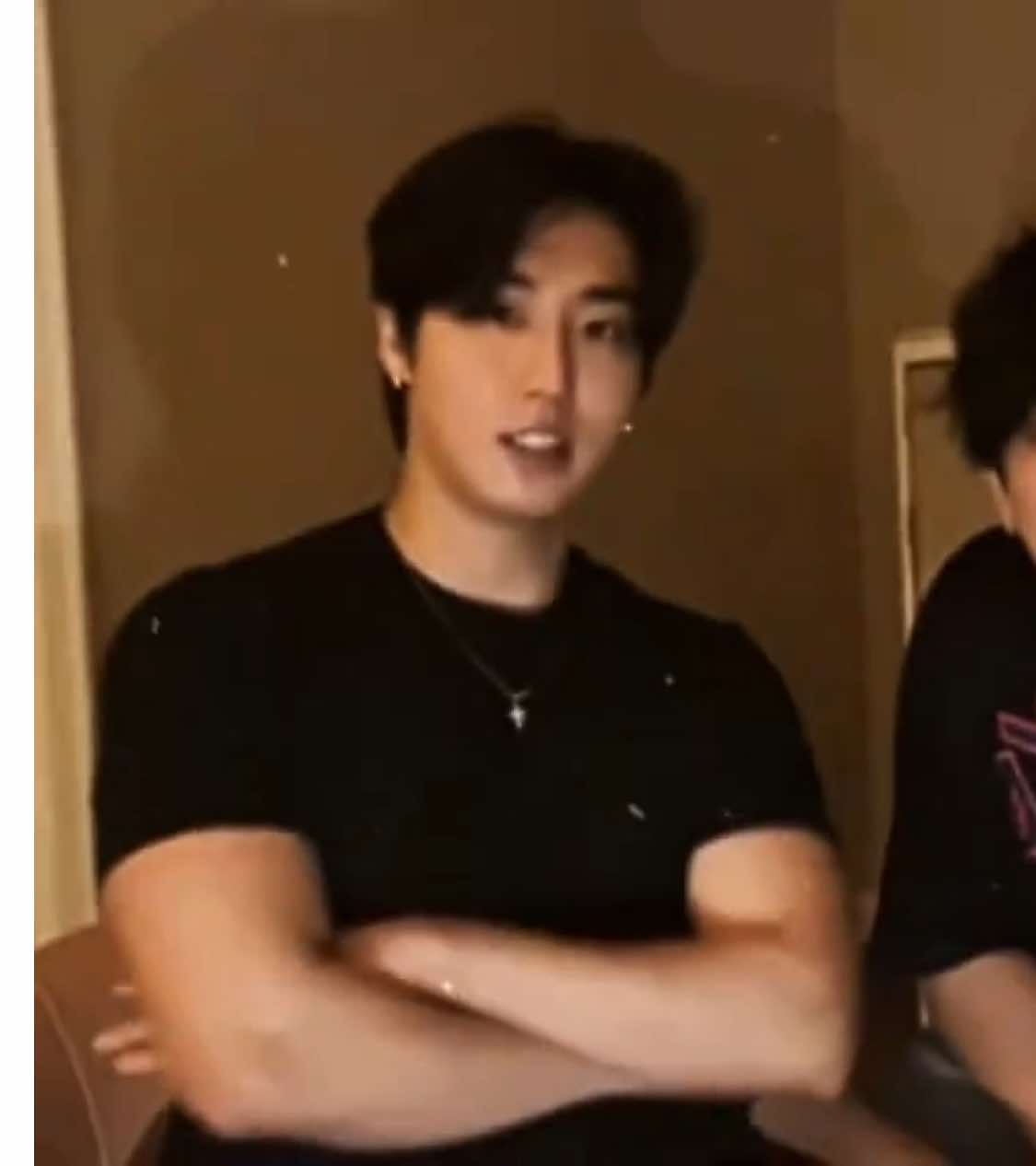 #HANJISUNG  --  I WANT SOME CONNNNCEEEENNTTRAAATOONNNNN   also i promise i have a better han edit coming this is BAD   |   scp youtube   heavily ib @ripwhb   #hanjisungedit #hanedit #hanskz #skzedit #straykids #straykidsedit #stayfyp #edit #aftereffects #videostar #skz 
