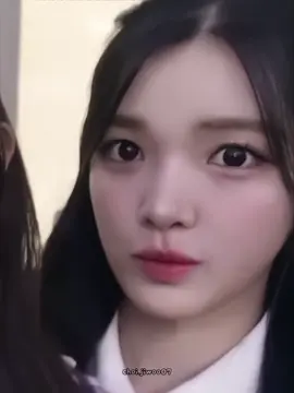 Yuha lucuk banget 😖 #hearts2hearts #yuha #kpop #fyp 