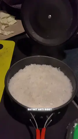 cara masak nasi di gunung  save aja dulu siapa tau nanti butuh hehe #pendakiindonesia 