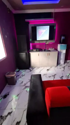 Long Wekeend gk munggah Tretes bareng pak su ayang beb rugiiii ... monggo yg cari Kamaran karaoke murce bisa merapat ...  banyak pilihan Kamaran biasa,Villa karaoke kamar 2,3,4,5 juga ada ... open 24jam  minat wawa aja https://wa.me/6282232259265#kamarantretes #seputartretes #tretesaweawee 
