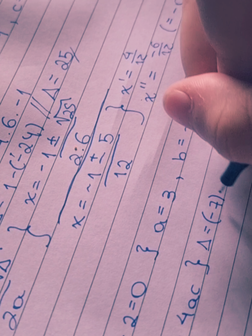 . . . . . .  #equação #2grau #matematica #fyp 