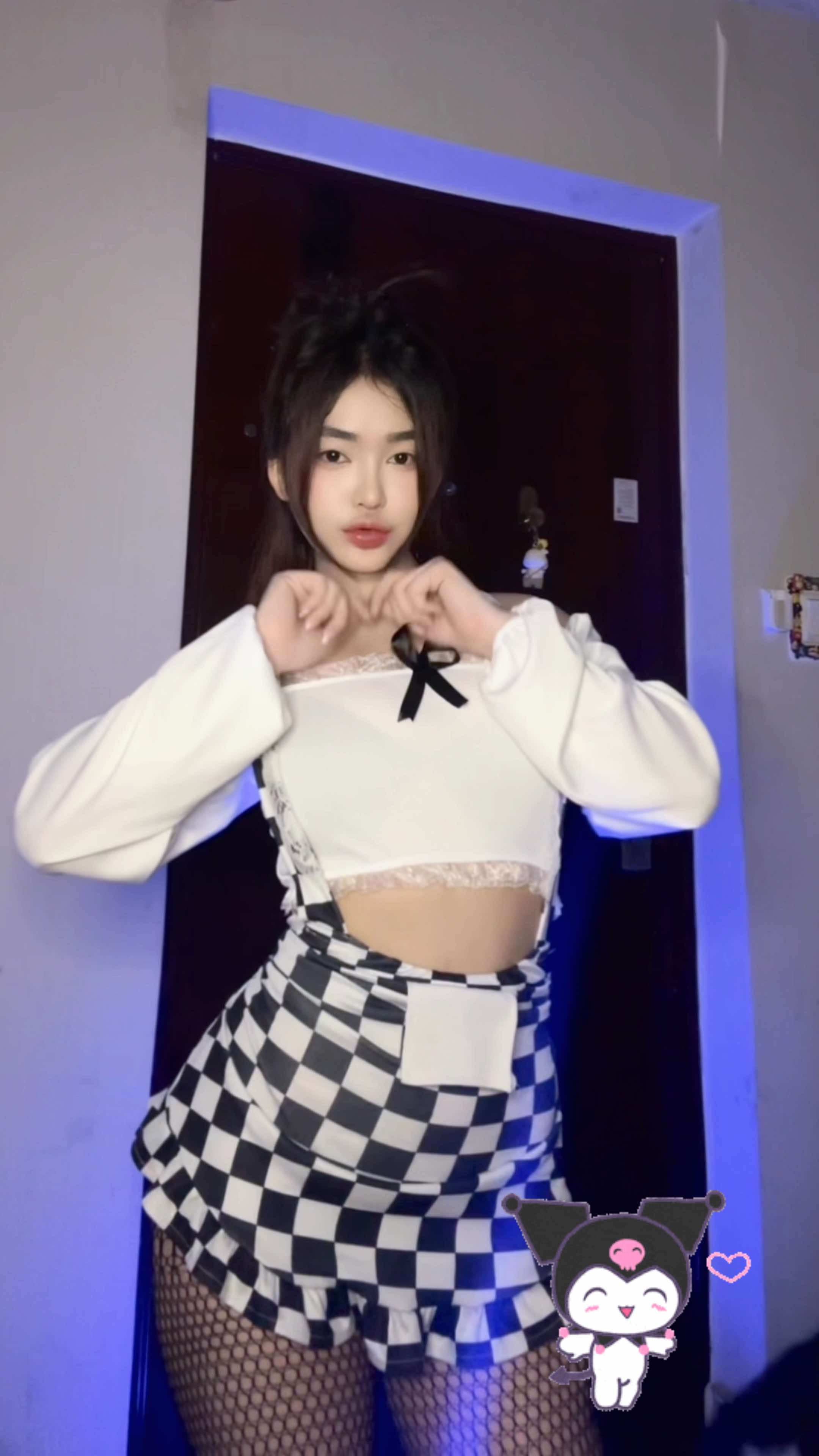 New trend 🙆🏻‍♀️🤍ྀིྀ #AJ #2004 #xuhuongtiktok #xuhuong 