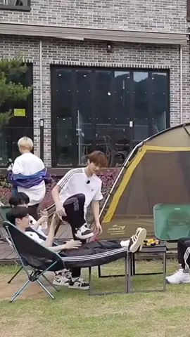jay hyung always so clingy to jungwon.... no hate pls...#foryoupageofficial #jaywon #lifeline❤️ 