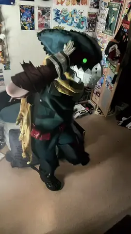 IM BACK! I filmed this while i have a fever.. not very smart #deku #dekucosplay #izukumidoriya #vigilantedeku #izukumidoriyacosplay #mha #bnha #mhacosplay #bnhacosplay 