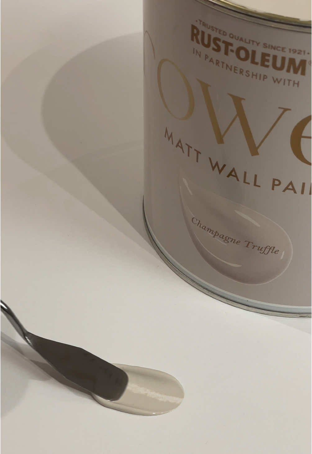 Make your walls dreamy ☁️Refresh your home with our luxurious Paint ✨ Shop now via the link in our bio or in our store 🤍 #homedecor #paint #decoration 