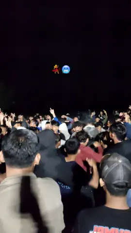 gayeng 🤣💃@lalunamusicentert @laluna.music #laluna #orkesjepara #ojingforever #ojingtogether #orkeskudus #orkespati 