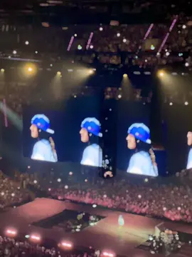 @BILLIE EILISH Thank you it was a pleasure #billieeilish #hitmehardandsoftworldtour2025 #cracow #concert #fyp @Kathy Feel 🩷🩷🩷