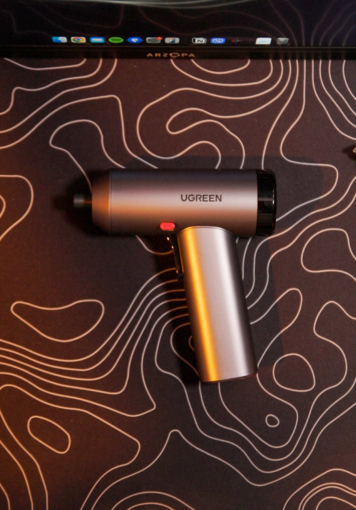 The UGREEN Electric Screwdriver Set is compact, powerful, and built for quick DIY or tech fixes. ✅ 2200mAh battery with USB-C charging ✅ 5N·m torque for solid driving power ✅ Magnetic bit attachment with 10 included bits ✅ Built-in auxiliary lighting for better visibility ✅ Lightweight, ergonomic, and easy to carry A handy tool for home, workbench, or everyday repairs. #UGREENScrewdriver #ElectricScrewdriver #DIYToolsPH #TechFixKit #Totokwa