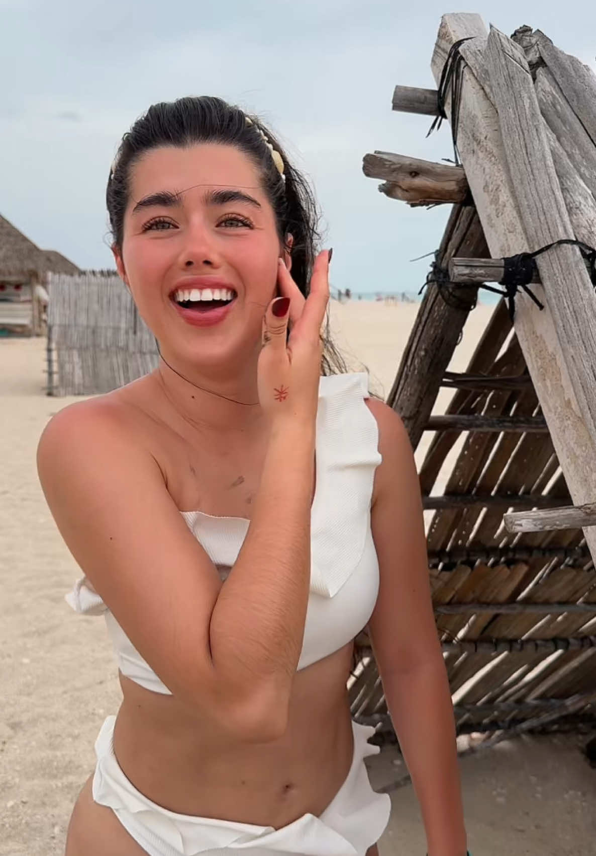 Adivinen de qué país soy 😂🤭
