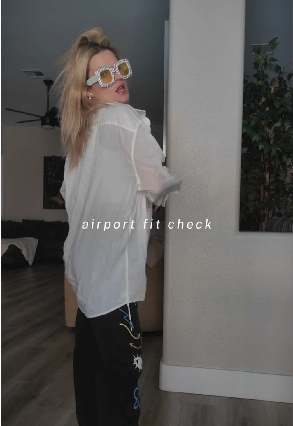 Let’s fly ✈️ #OOTD #fitcheck #airportlife 
