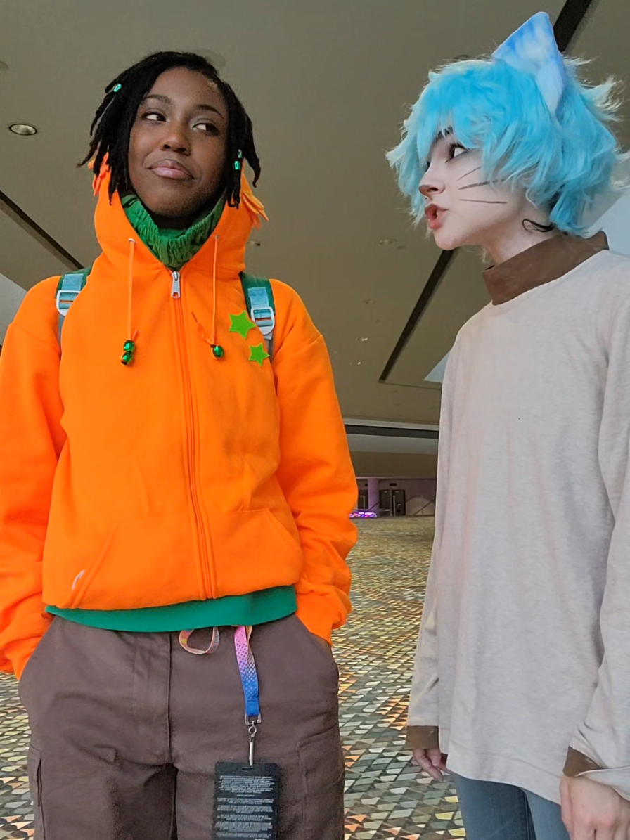WE'VE WAITED MORE THAN SEVEN YEARS FOR THIS!!!!!!! Real ones remember the og duet 😎  If you like this super rad and cool Darwin hoodie, you should go order one from @animo ! GO GO GO! #gumball #theamazingworldofgumball #thewonderfullyweridworldofgumball #gumballcosplay #darwincosplay 