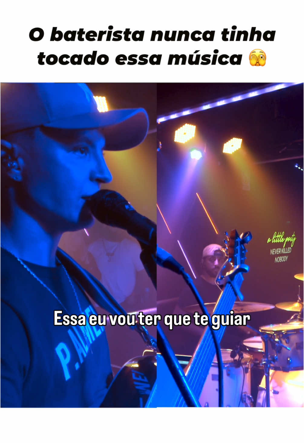 Tive que guiar o baterista a música inteira 👀 será que deu certo??? #bastidores #diretormusical #baterista #drum #musico #produtor #guia 