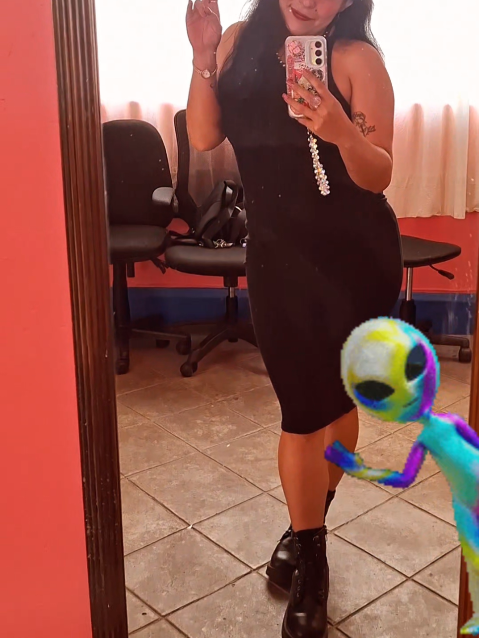 Giiiiiirrrrrrrllllllllk ✨️ #hola #zombie #funny #fyp #chill #nena #happy #friday #aliencita #alien #Love #ufo #foryou 