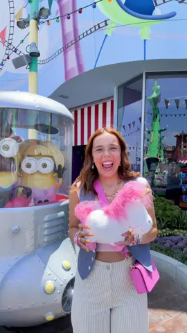 SO FLUFFYYYY🦄🦄🦄 #fluffy #despicableme #despicableme2 #universal #universalstudios #universalstudios #sofluffy #sofluffyimgonna #unicorn #funny #silly #stuffedanimal #amusment #stuffedanimals #stuffys #amusementparks #disneyland #universalStudiosHollywood #teengirl #carnivalgames #hessofluffy #fluffyunicorn #despicableme4 #despicableme3 #hessofluffyimgoingtodie 