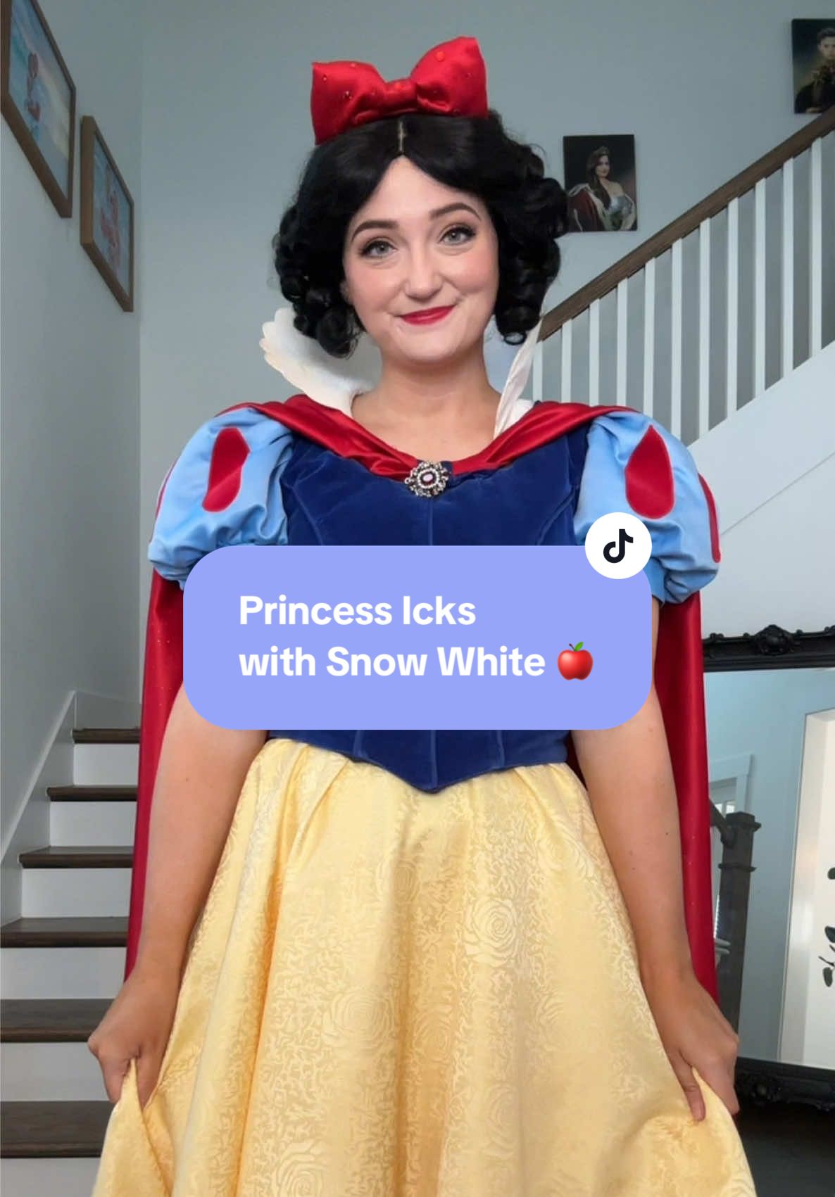 Princess icks with Snow White 🍎 #snowwhite #princesstok #partyprincessperformer #partyprincess #costume #characterperformer #princessparty #wig #disneyprincess #cosplay #princessicks #icks 