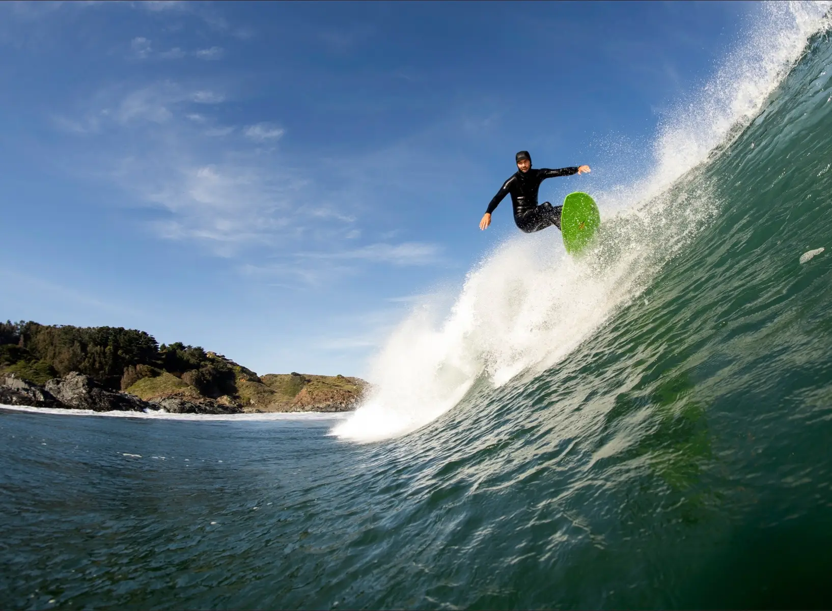 Kohl Christensen adds some color to the roof.  Photos: Jean Louis de Heeckeren