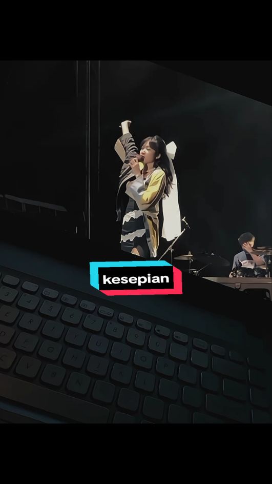 jangan pergi-pergi lagi #vierratale #liriklagu  #kesepian #lirik #overlay #foryoupage #CapCut 