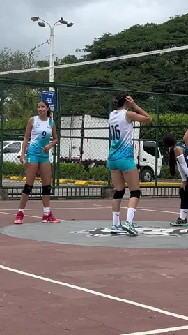 #volleyball #jugar #paratiiiiiiiiiiiiiiiiiiiiiiiiiiiiiii #fry 