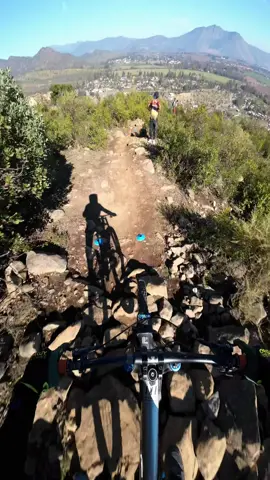 ☠️@bicicletería.xtremebike  dh #downhill #downhillmtb #downhillbike #downhill4life #mtb #mtblife #mtbb #mtbforyou #viral #parati #bike #bikers #downhill_lifestyle #bicicleta #downhillchile #mtbchile #ciclismo #chile #pov 