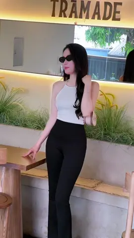 #legging #xuhuong  quần Leggings Loe Toanh Mặc mng xem from nha, chất thì miễn chê lun ạ