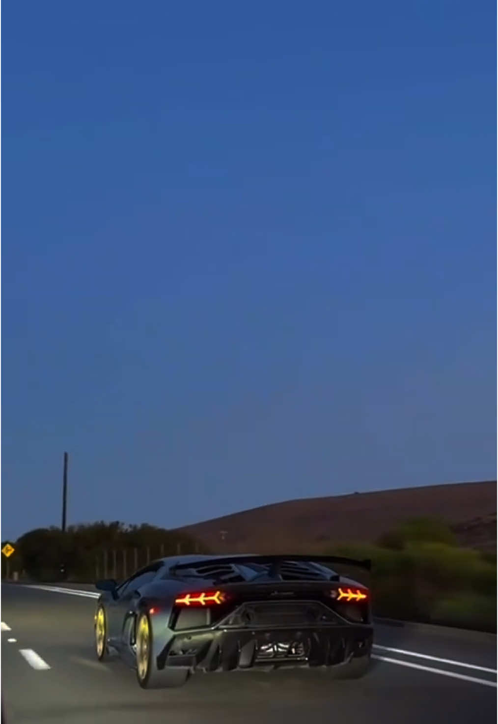 #fyp #fypシ #lamborghini #viral #follow #car #edit #ronaldo #batman #foryoupage #bmw #porscheys #porsche #trending #money #edits 