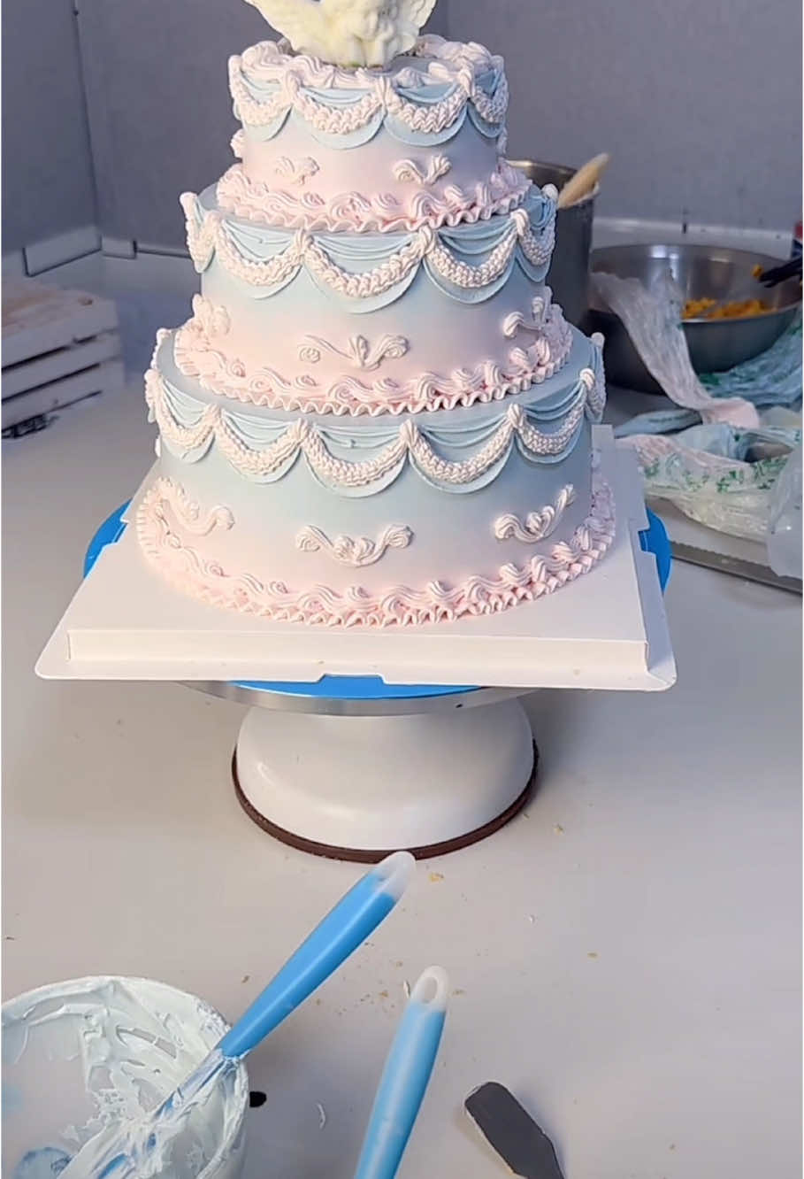 Have a good night #cakedecorating #caketutorial #cakefrosting #fyp #cakelearning #3layercake 