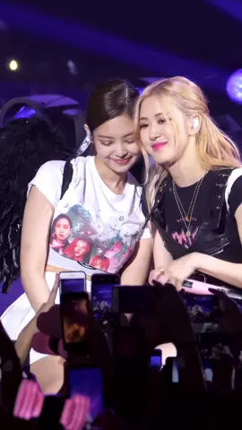 #BlackPink #Jisoo #Jennie #Rosé #Lisa #HopeNot #Sydney 