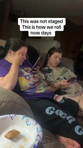 #2025 #family #time #humor #funnyvideo #internet #phone #foryoupage #foryoupage❤️❤️ #fyppppppppppppppppppppppp @bug🤍🤍♥️ @yeet @Jess!🌸 @countrygirl_8952.0  