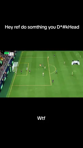Wtf is he doing ref please do something  #fifa #script 