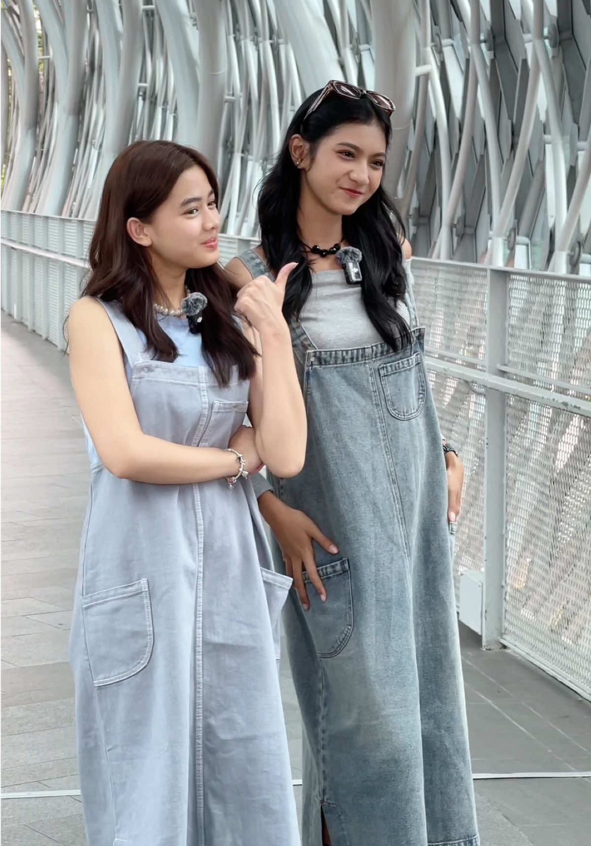 Kembaran sama bestie check edisi Aqeela Flavio ❤️  #TiktokShopOOTD #JinisoEntertainment #Jiniso #jeansviral #jinisojeans #bestsellers #jeanshighwaistmurah #racuntiktokshopmurah #jeanswanita #fyp