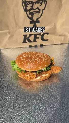 Als ob, Broski?! 🍗 🔥 #kfc #zinger #burger