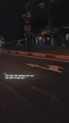 Anh hôm nay chẳn thể, quay bước nữa rồi… #slowmo #slowmotion #nhachaymoingay #buon #buon_tam_trang #nhacnaychillphet #nhactamtrang #nhachay 