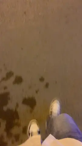 Tưởng người đến là trăm năm..! ai ngờ người mang vết đau trăm lần..! 