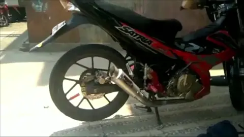 knalpot racing proliner suara gahar. #satriafu #satriaf150  #jupitermx  #vixion_modifikasi  #sonic150r  #tiktokviral  #knalpotproliner  #knalpotbrong  #knalpotdanapelajar  #alexhaust92
