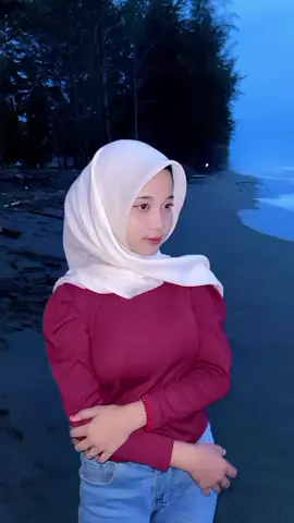 #4upage  #fypシ゚viral  #lewatberandamuu  #fyppppppppppppppppppppppp  #pantaiimalam  #melihatsunset 