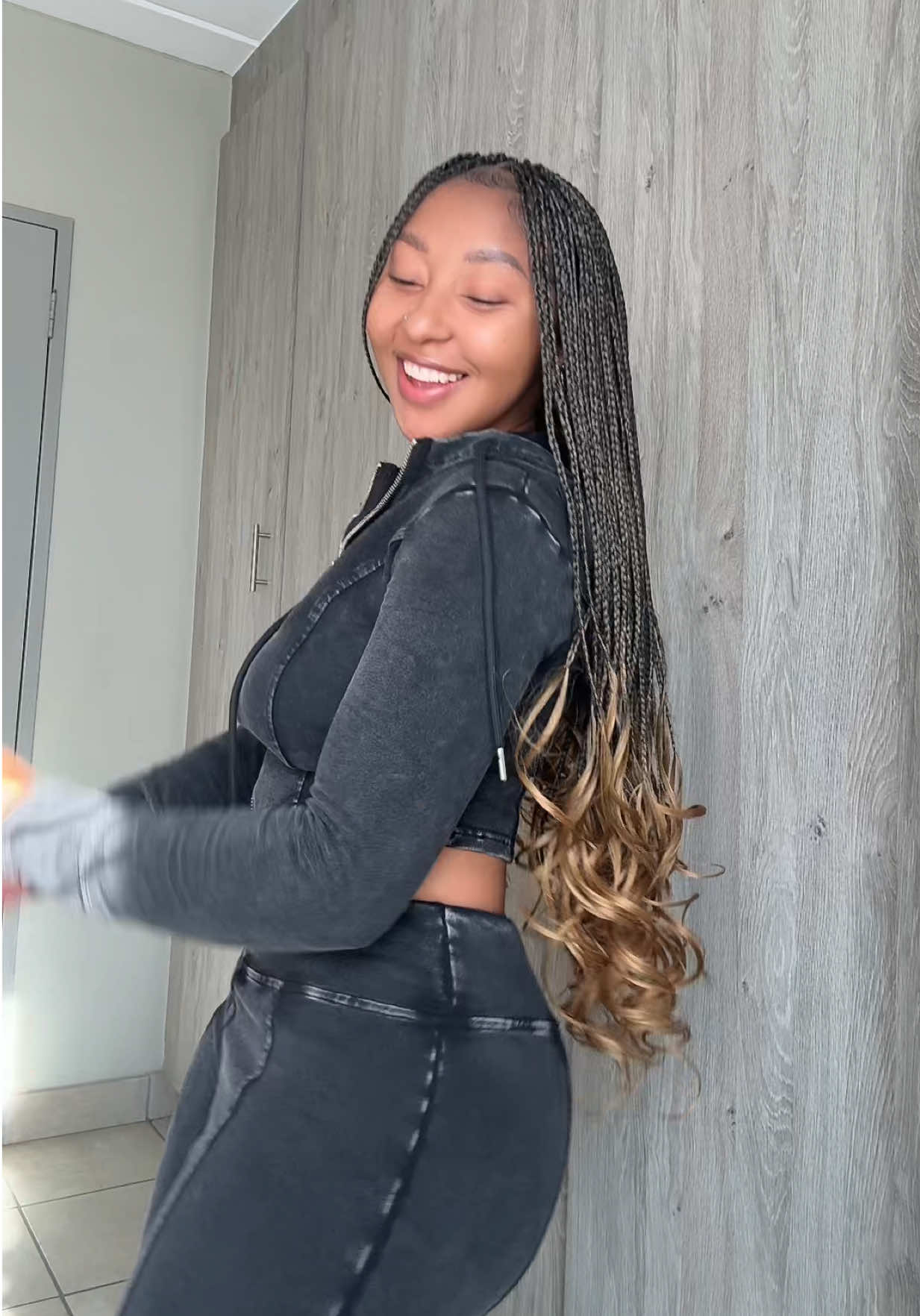 I’m just here to show off my new hair 😍