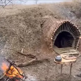 The process of building a safe shelter in the midst of nature #2025 #travel #discover #bushcarft #camping #survival 