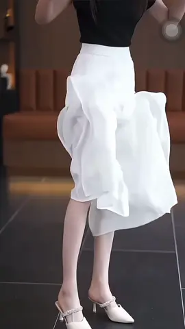Quần ống rộng dài bigsize nữ chất chiffon Quần giả váy lửng 2 lớp cạp cao lưng chun tiện lợi mát mẻ che khuyết điểm#TikTokFashion #quanongsuong #quanongrongnu #quanongrong #trending #fyp #xuhuong 