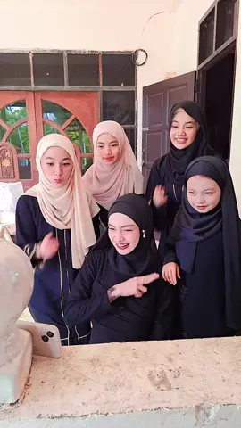 ลูกสาว&หลานสาว🥰 #eidmubarak #raya  #ลูกสาว  #หลานสาว 