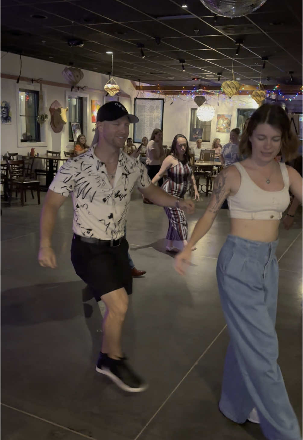 GOTTA GET LOOSE BEFORE MAKE IT SHAKE! #dance @Emily Lynn 
