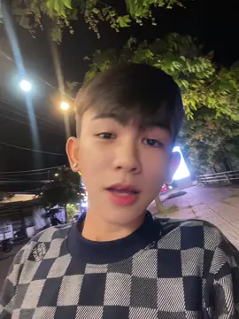 a hứa sẽ iu em