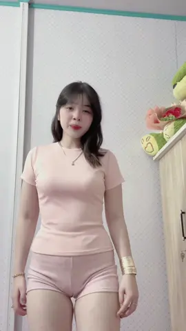 Anh muốn gì cơ