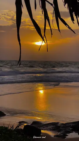 එක පාරක් ඇවිල්ලා යනවාද.. 🥺🥀 #srilanka #travel #backgroundvideo #viral #fyp #tiktokviral #evening #sunset #chill #traveling #fyppppppppppppppppppppppp #❤️‍ #beach #travelsrilanka #tiktok #quotes #sinhalasong #viraltiktok 