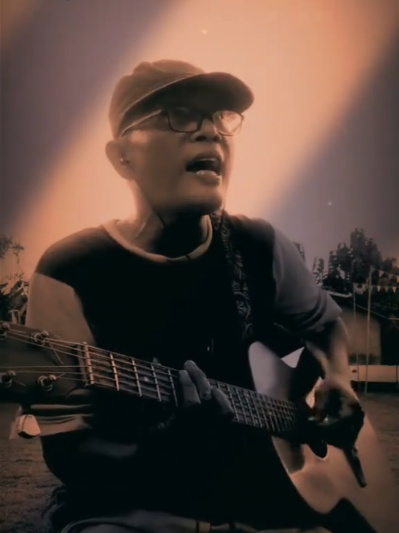 #Boomerang #boomerangband #boomerangbandrock  #jecovox #jecovers #boomers #royjeconiah #royjecovox #boomersindonesia #royjeconiahofficial 