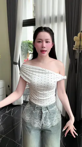 Áo thun nữ xinh mẫu mới dễ mặc #webuild #22etm #fashion #xuhuong #trinhlunglinh96 #aohottrend #aonu 