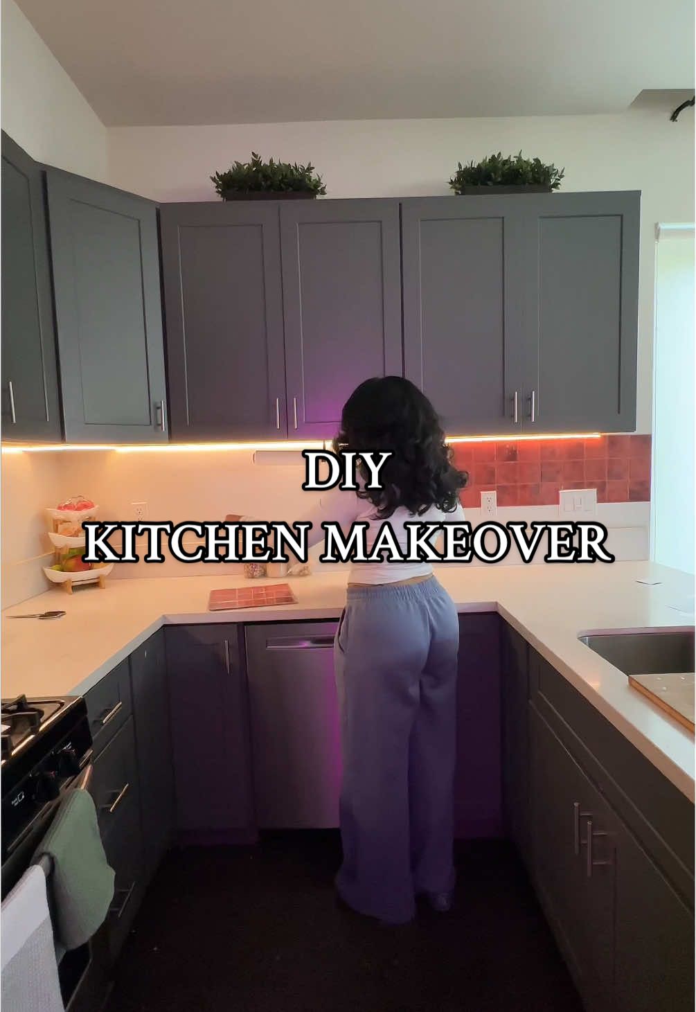 quietly making my kitchen feel like home 🫶🏽 this space had zero personality so I added warmth and texture with these DIY hacks! #asmr #RenterFriendly #DIYKitchenRenovation #HomeUpgrade #CalmingContent #oddlysatisfying #Blackcreator #WomenWhoBuild #CreativeHome #homeinspo 